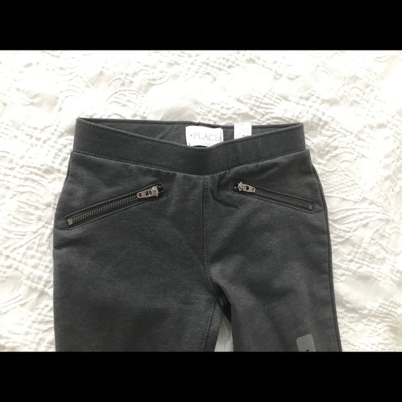 ❌SOLD❌ Girls Pants - Picture 4 of 6